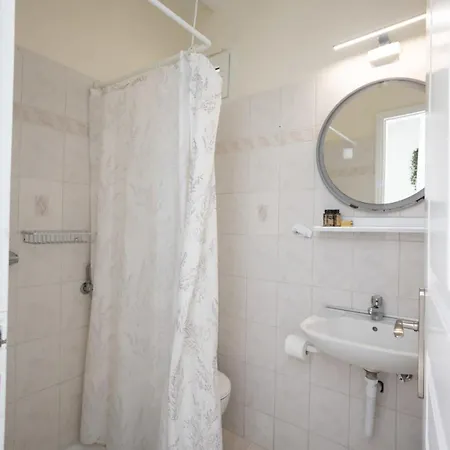 Διαμέρισμα 1 Bd Gorgeous Rustic Cave With Dreamy Shared Pool
